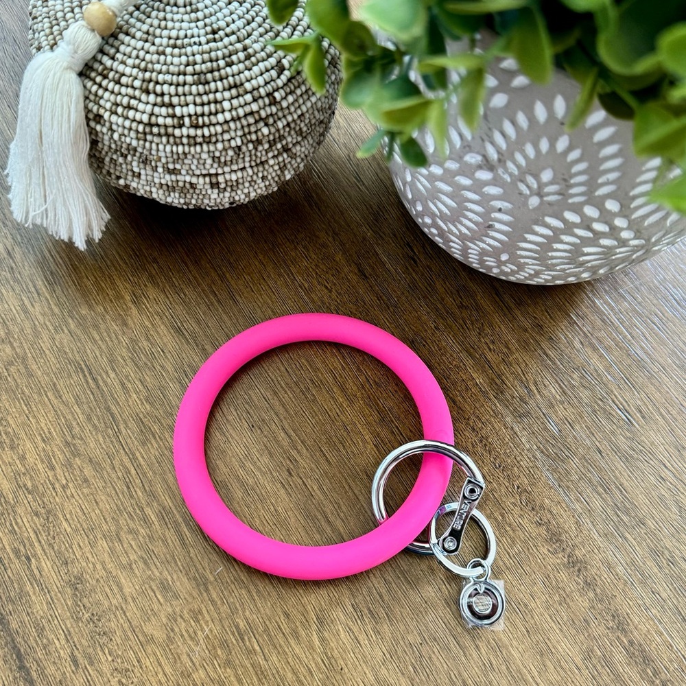 Oventure Silicone Tickled Pink Key Ring